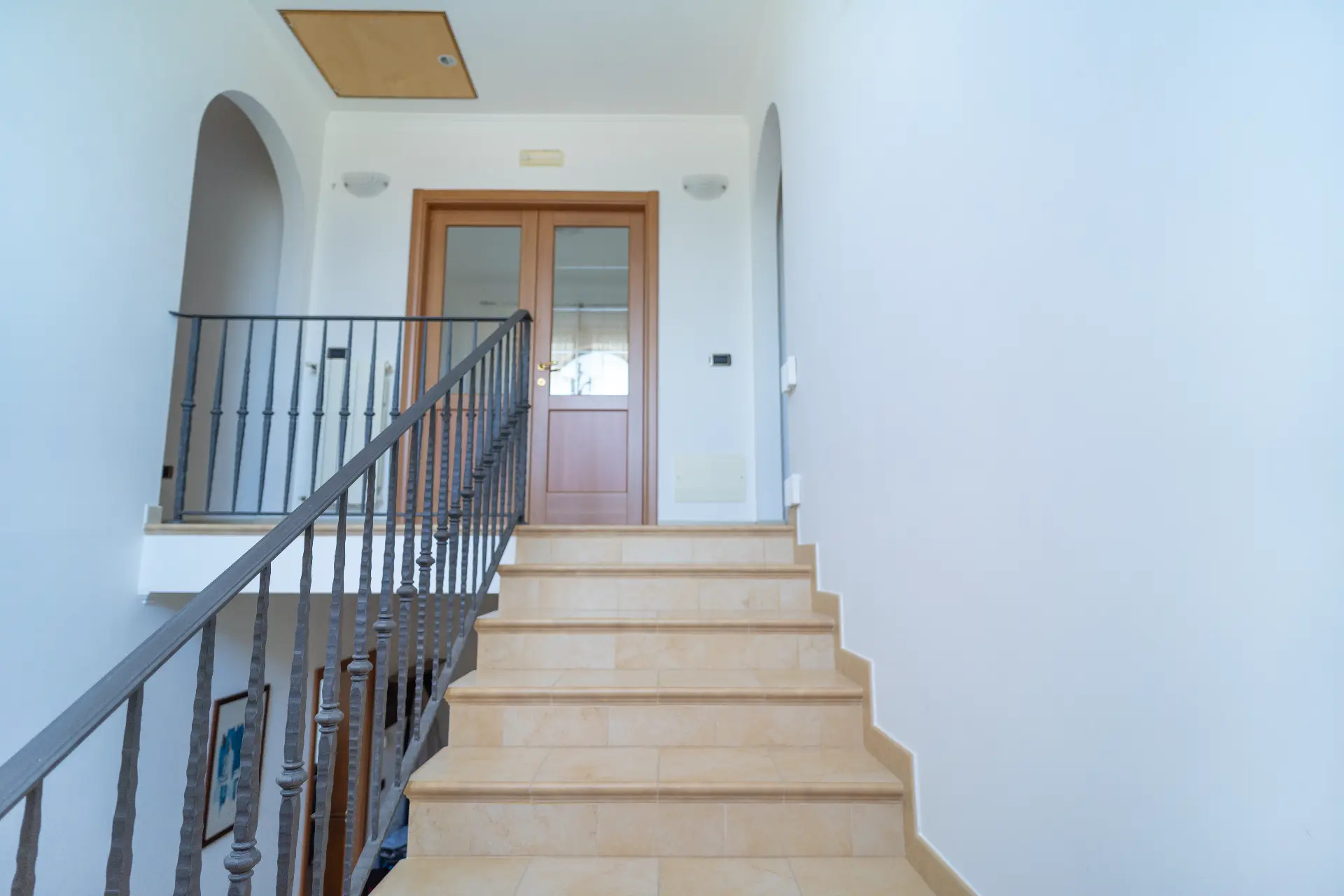 Villa Scalea Calabria Room stairs 2